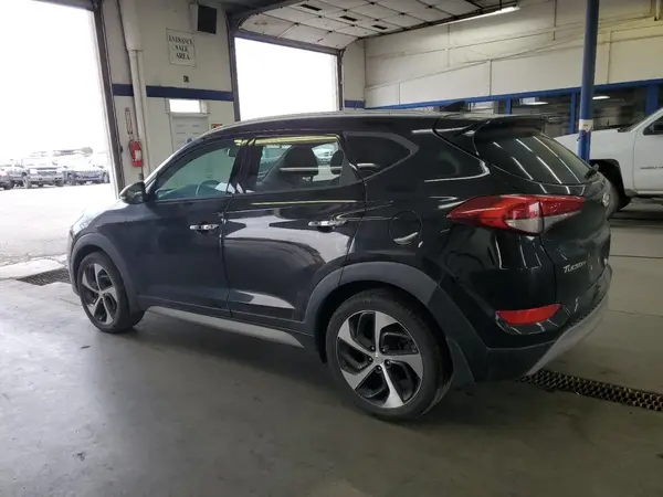 KM8J3CA26HU533144 2017 HYUNDAI TUCSON - Image 2