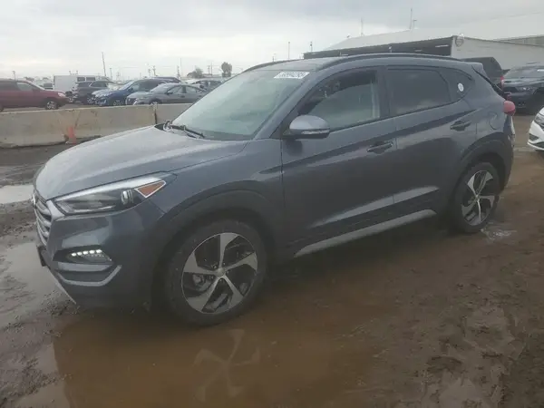 KM8J3CA26JU633279 2018 HYUNDAI TUCSON - Image 1
