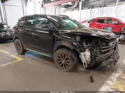 KM8J3CA26JU700544 2018 HYUNDAI TUCSON
