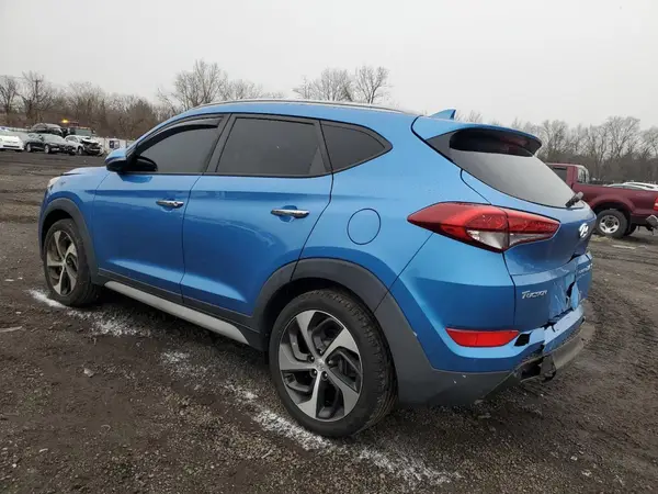 KM8J3CA26JU731146 2018 HYUNDAI TUCSON - Image 2