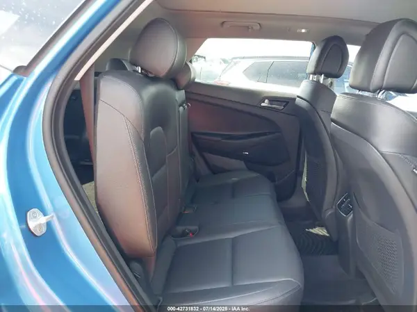 KM8J3CA26JU733799 2018 HYUNDAI TUCSON - Image 8