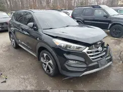 KM8J3CA26JU817122 2018 HYUNDAI TUCSON