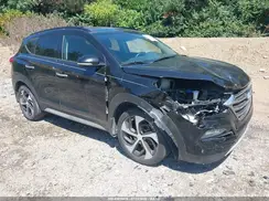 KM8J3CA26JU820215 2018 HYUNDAI TUCSON