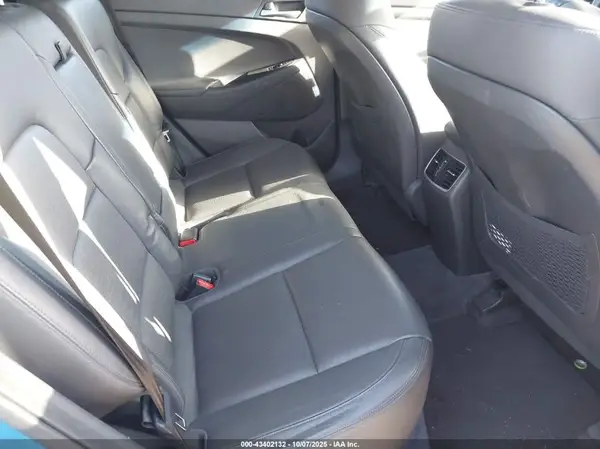 KM8J3CA27GU049336 2016 HYUNDAI TUCSON - Image 8