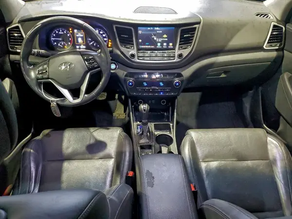 KM8J3CA27GU050681 2016 HYUNDAI TUCSON - Image 8
