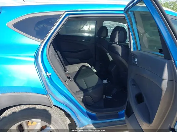 KM8J3CA27GU050972 2016 HYUNDAI TUCSON - Image 8