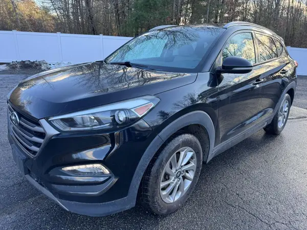 KM8J3CA27GU052186 2016 HYUNDAI TUCSON - Image 1