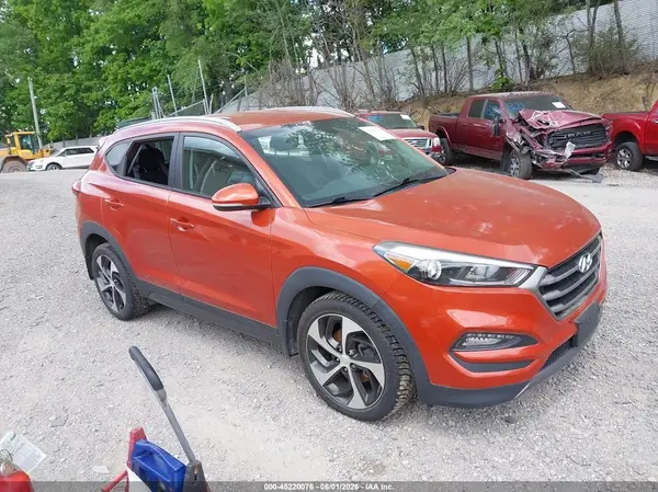 KM8J3CA27GU055900 2016 HYUNDAI TUCSON - Image 1