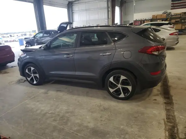 KM8J3CA27GU060708 2016 HYUNDAI TUCSON - Image 2