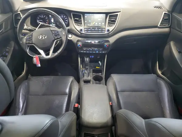 KM8J3CA27GU060708 2016 HYUNDAI TUCSON - Image 8
