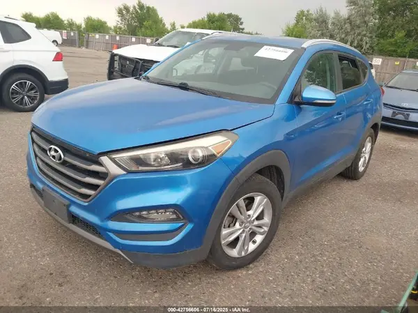 KM8J3CA27GU089559 2016 HYUNDAI TUCSON - Image 2