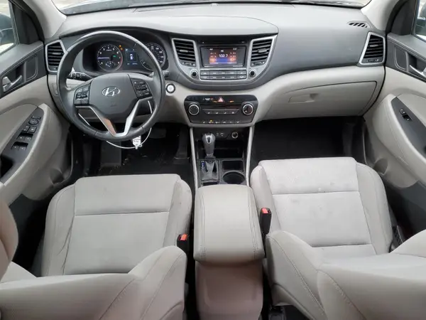 KM8J3CA27GU096348 2016 HYUNDAI TUCSON - Image 8