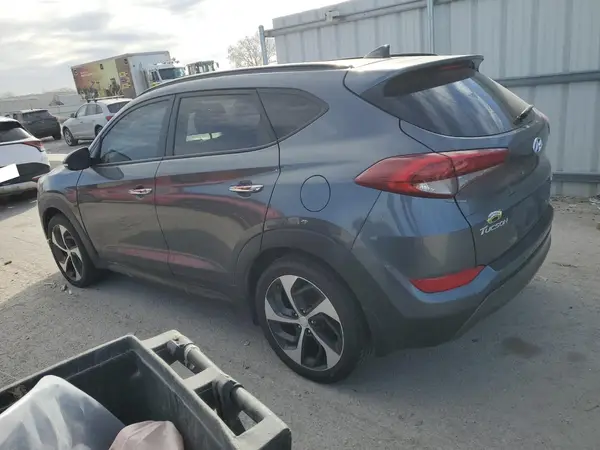 KM8J3CA27GU116310 2016 HYUNDAI TUCSON - Image 2