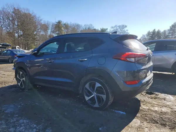 KM8J3CA27GU117540 2016 HYUNDAI TUCSON - Image 2