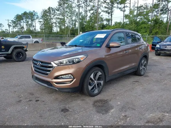 KM8J3CA27GU127310 2016 HYUNDAI TUCSON - Image 2