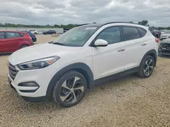 KM8J3CA27GU134368 2016 HYUNDAI TUCSON