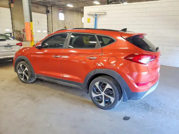 KM8J3CA27GU140722 2016 HYUNDAI TUCSON - Image 2