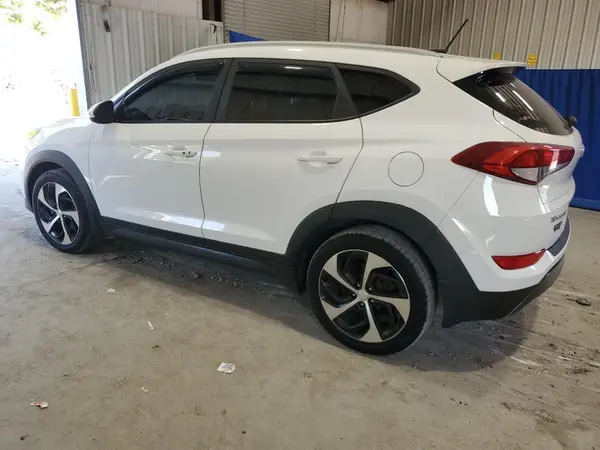 KM8J3CA27GU146780 2016 HYUNDAI TUCSON - Image 2