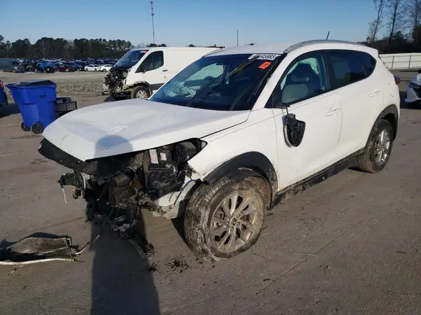 KM8J3CA27GU152191 2016 HYUNDAI TUCSON - Image 1