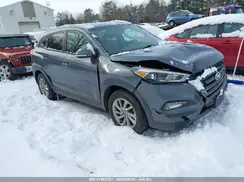 KM8J3CA27GU155611 2016 HYUNDAI TUCSON