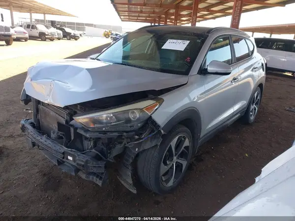 KM8J3CA27GU155995 2016 HYUNDAI TUCSON - Image 2