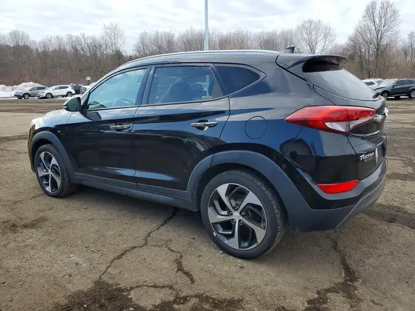 KM8J3CA27GU161134 2016 HYUNDAI TUCSON - Image 2
