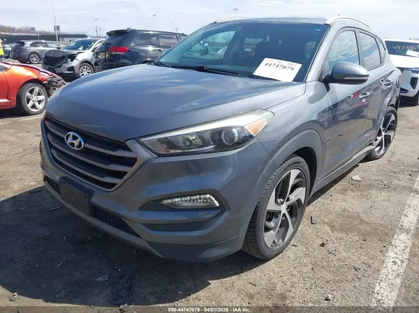 KM8J3CA27GU176944 2016 HYUNDAI TUCSON - Image 2