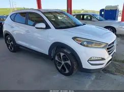 KM8J3CA27GU188494 2016 HYUNDAI TUCSON