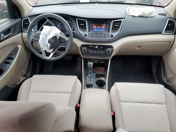 KM8J3CA27GU214558 2016 HYUNDAI TUCSON - Image 8