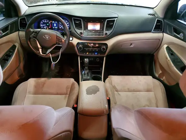 KM8J3CA27GU232946 2016 HYUNDAI TUCSON - Image 8