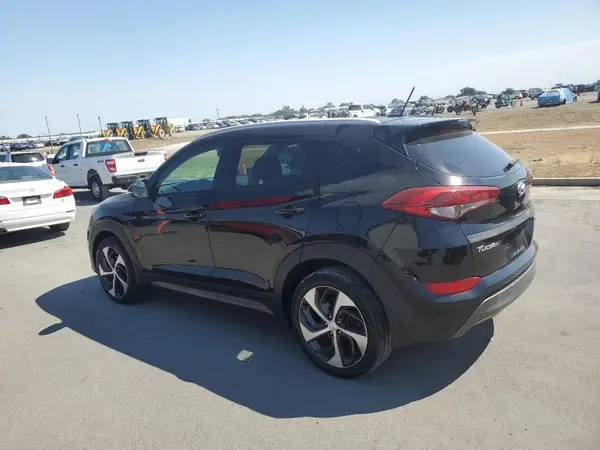 KM8J3CA27GU238844 2016 HYUNDAI TUCSON - Image 2