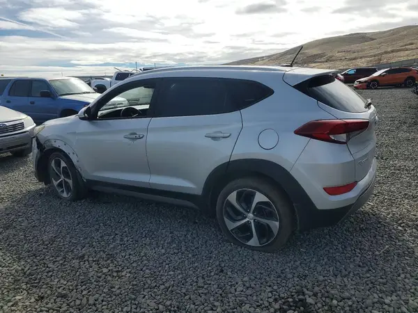 KM8J3CA27GU247737 2016 HYUNDAI TUCSON - Image 2