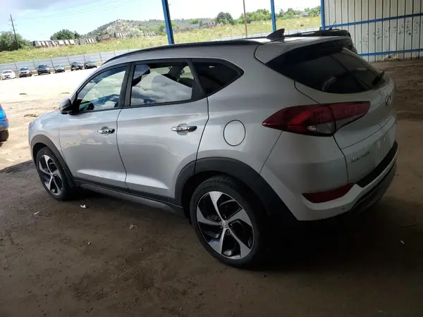 KM8J3CA27GU267714 2016 HYUNDAI TUCSON - Image 2