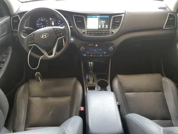 KM8J3CA27GU267714 2016 HYUNDAI TUCSON - Image 8