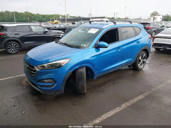 KM8J3CA27HU265074 2017 HYUNDAI TUCSON - Image 2
