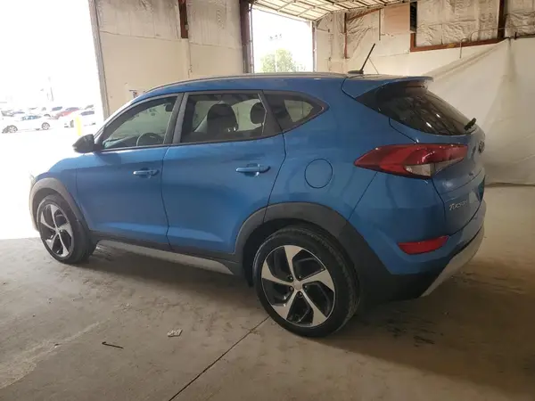 KM8J3CA27HU271604 2017 HYUNDAI TUCSON - Image 2
