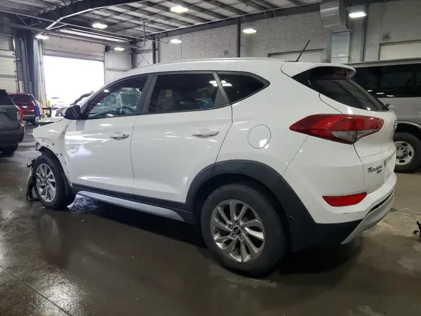 KM8J3CA27HU273482 2017 HYUNDAI TUCSON - Image 2