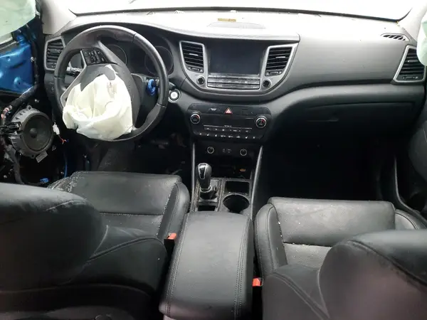 KM8J3CA27HU302138 2017 HYUNDAI TUCSON - Image 8