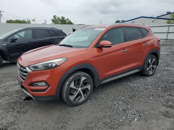 KM8J3CA27HU307811 2017 HYUNDAI TUCSON - Image 1