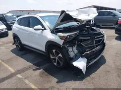 KM8J3CA27HU326617 2017 HYUNDAI TUCSON