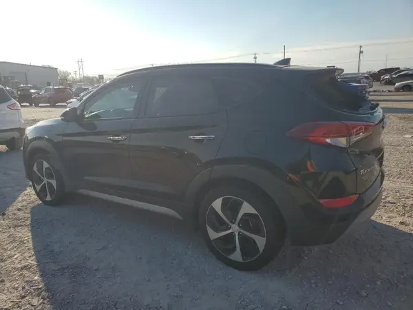KM8J3CA27HU336256 2017 HYUNDAI TUCSON - Image 2