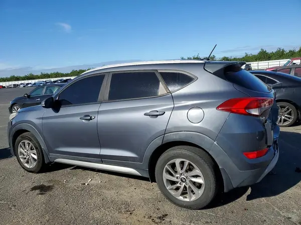 KM8J3CA27HU340789 2017 HYUNDAI TUCSON - Image 2