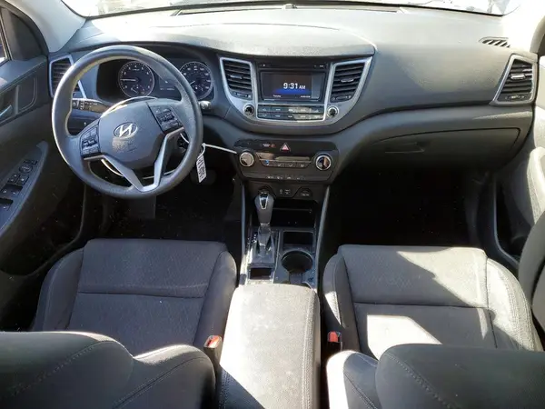 KM8J3CA27HU340789 2017 HYUNDAI TUCSON - Image 8