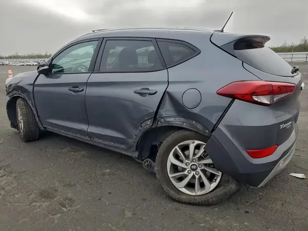 KM8J3CA27HU340808 2017 HYUNDAI TUCSON - Image 2