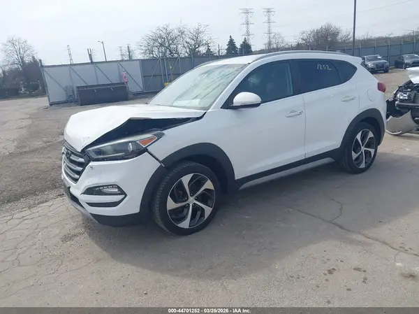 KM8J3CA27HU342249 2017 HYUNDAI TUCSON - Image 2