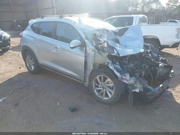 KM8J3CA27HU344180 2017 HYUNDAI TUCSON - Image 1