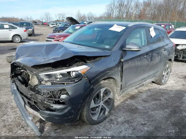 KM8J3CA27HU346348 2017 HYUNDAI TUCSON - Image 2
