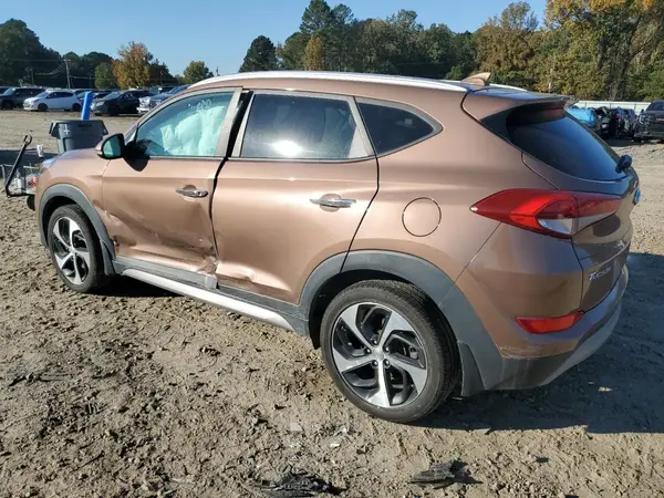 KM8J3CA27HU364414 2017 HYUNDAI TUCSON - Image 2