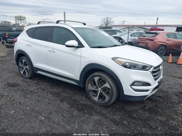 KM8J3CA27HU381357 2017 HYUNDAI TUCSON - Image 1