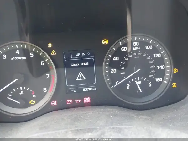 KM8J3CA27HU393606 2017 HYUNDAI TUCSON - Image 2